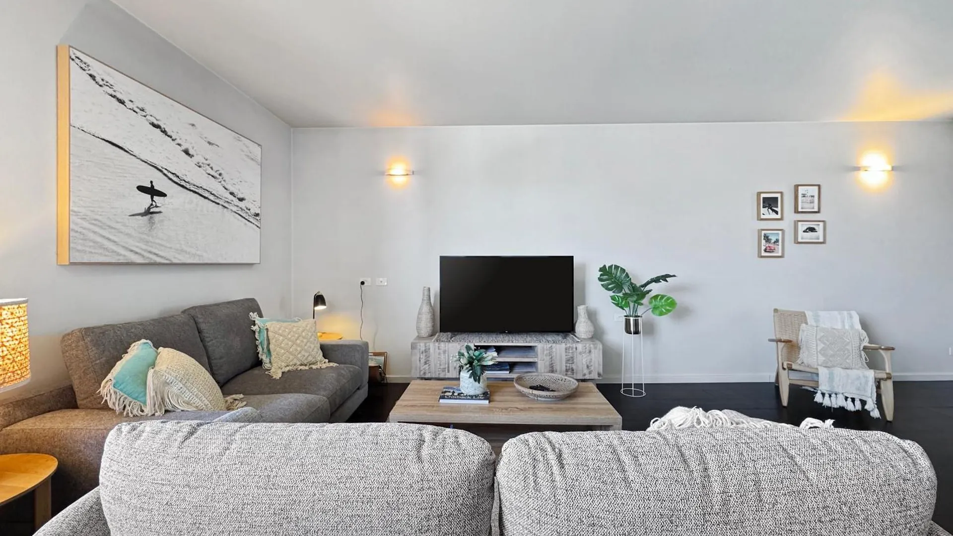 The Beach Pad - Breezy Bohemian Oceanfront Oasis location